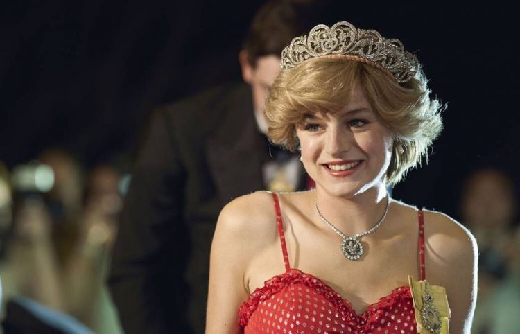 'The Crown''s Emma Corrin says that there should be gender-neutral awards