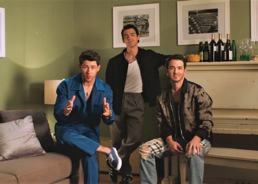 ‘Jonas Brothers Family Roast’ to hit Netflix in November