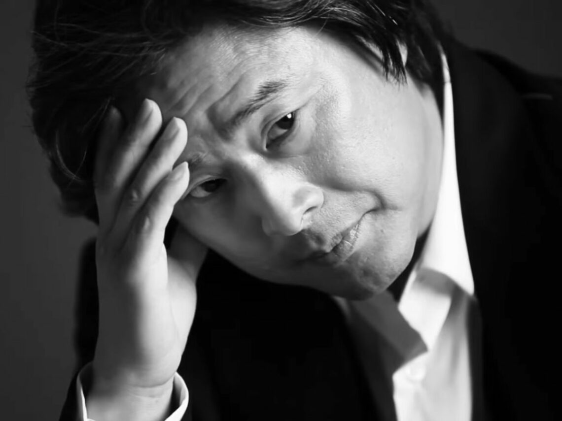 Park Chan-wook to co-write and produce Netflix thriller, ‘War and Revolt’