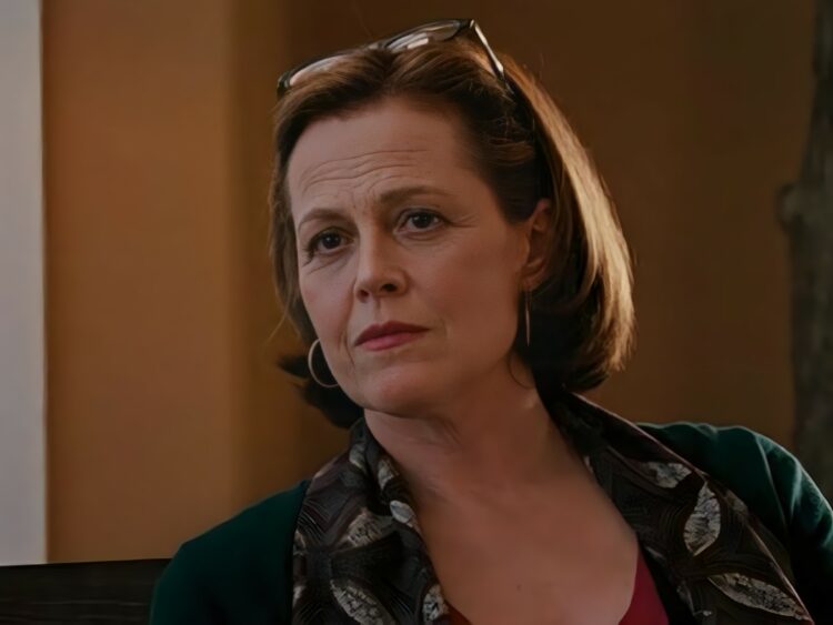 Sigourney Weaver - Abduction - Best of Netflix