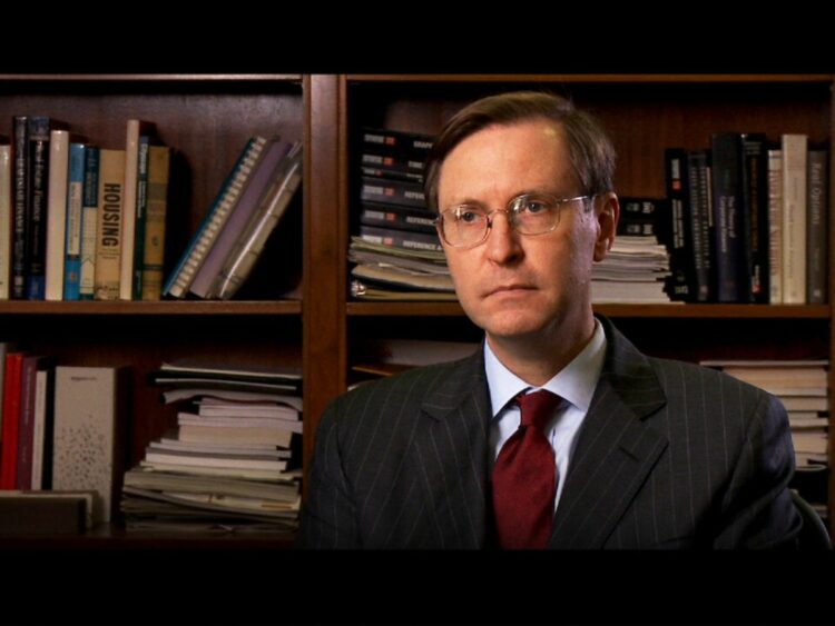 Inside Job - Best of Netflix (1)