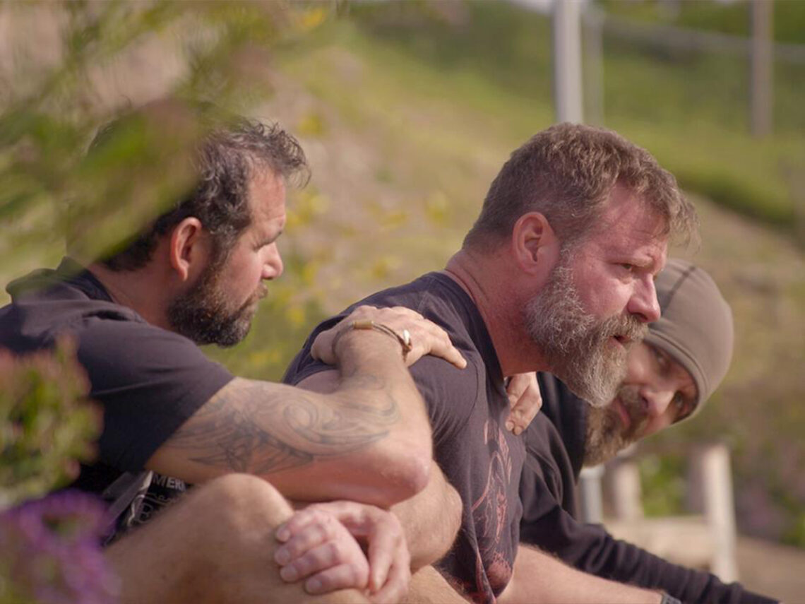 In Waves and War - Bonni Cohen - Jon Shenk - 2024