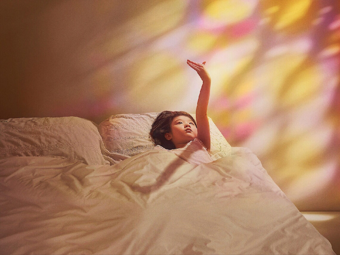 Left-Handed Girl - Shih-Ching Tsou - 2025