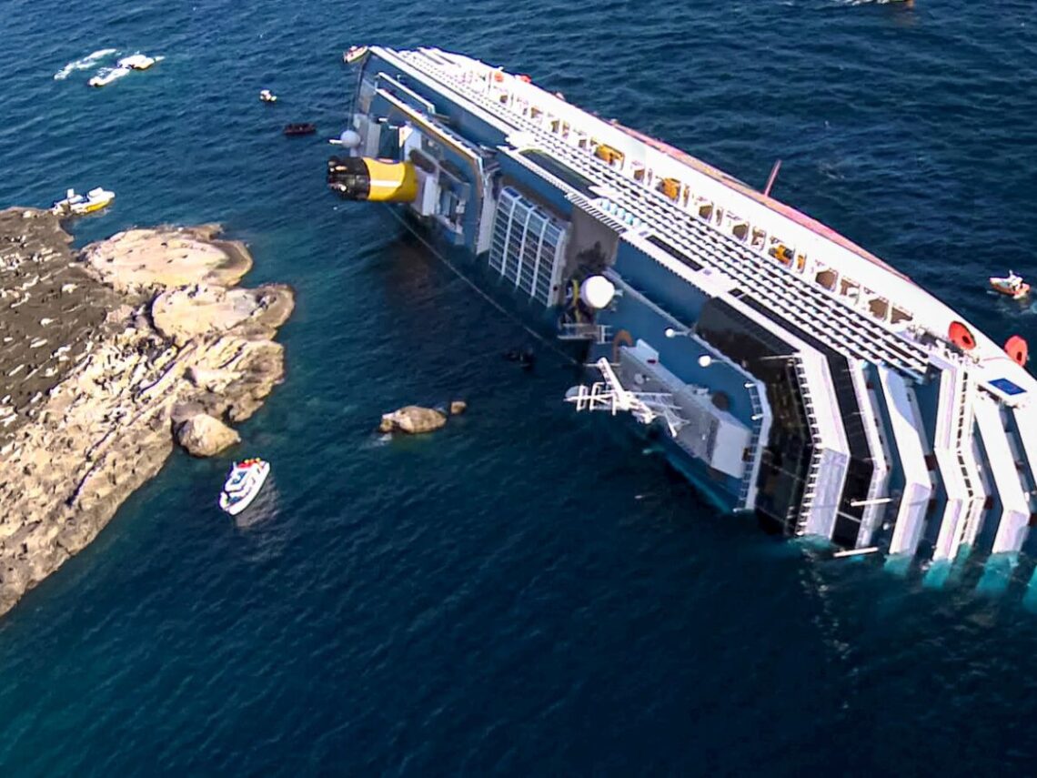 Shipwrecked Nightmare At Sea - Best of Netflix