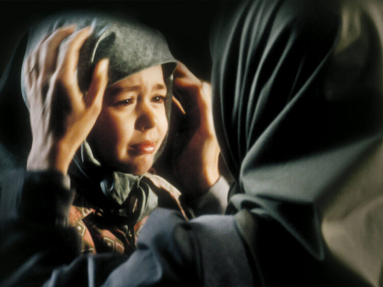 Not Without My Daughter - Brian Gilbert - 1991